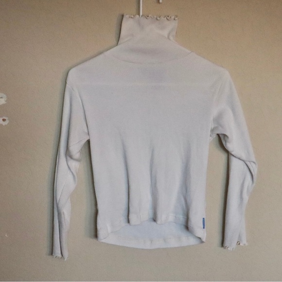 White Long Sleeve Turtleneck With Ruffles - Picture 2 of 6